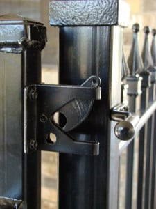 Gravity Latch for Iron or Aluminum Gates