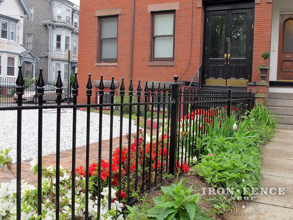 Our 3ft Tall Classic Style Iron Fence in Traditional Grade